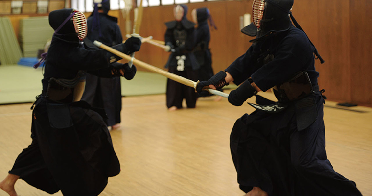 【特集】新・剣道の技術 第17弾！ 完全なる小手を打つ -2016年5月号-